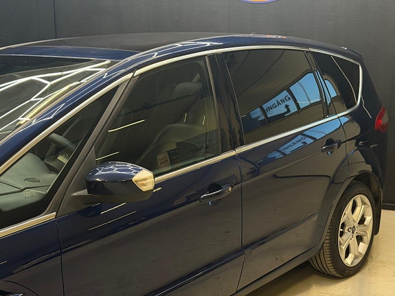 Ford S-MAX 14 of 26
