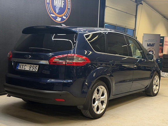 Ford S-MAX 24 of 26