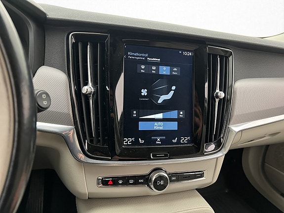 Volvo V90 19 of 28