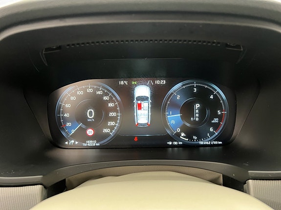 Volvo V90 13 of 28