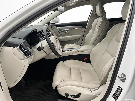 Volvo V90 8 of 28