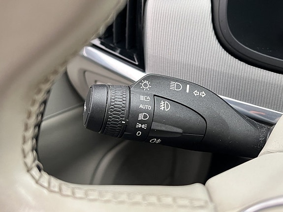 Volvo V90 28 of 28