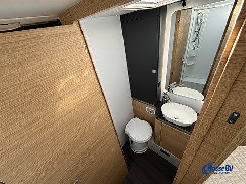 Adria MATRIX 670 SL 60Y *Taksäng * Aut. * Golvvärme * 14 of 19