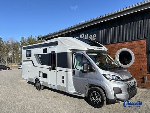 Adria MATRIX 670 SL 60Y *Taksäng * Aut. * Golvvärme * 4 of 5