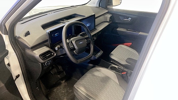 Ford Transit 5 of 5