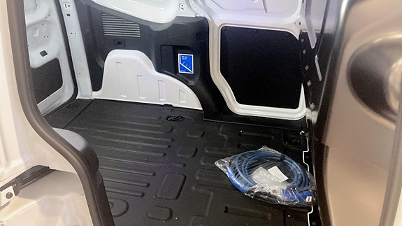 Ford Transit 4 of 5