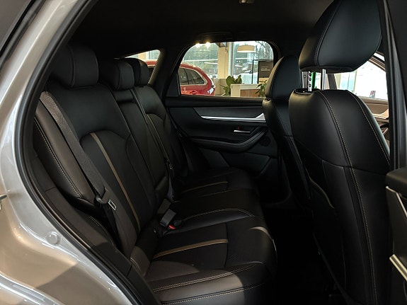 Mazda CX-60 16 of 17