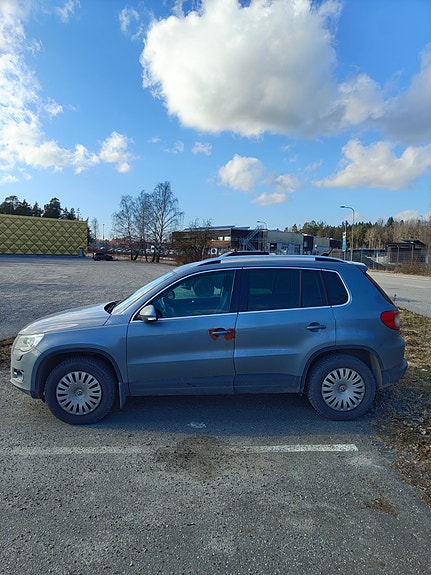 Volkswagen Tiguan 4 of 7
