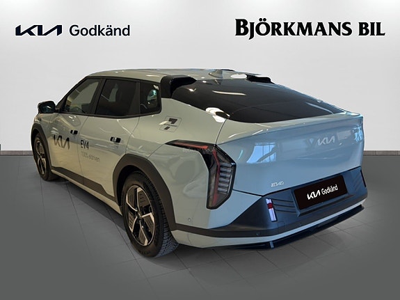 Kia EV4 6 of 14