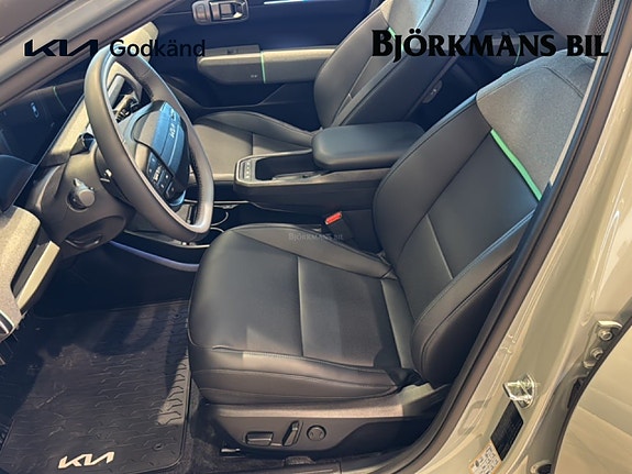 Kia EV4 8 of 14
