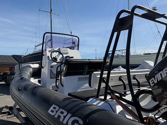 BRIG Navigator 570 4 of 8