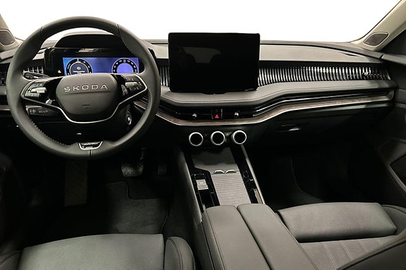 Skoda Superb 7 of 15