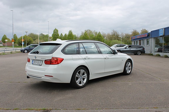 BMW 320 4 of 5