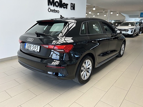Audi A3 4 of 16