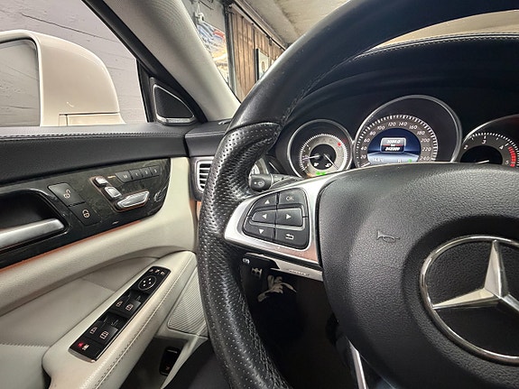 Mercedes-Benz CLS350 20 of 24