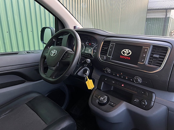 Toyota Proace 13 of 29