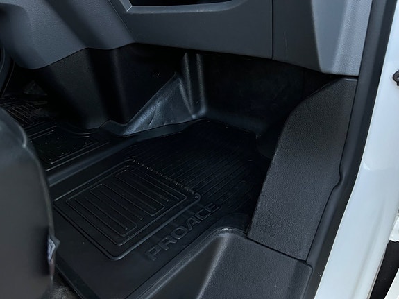 Toyota Proace 11 of 29