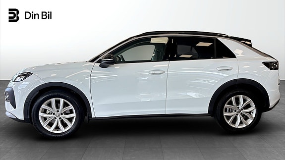 Volkswagen T-Roc 2 of 12