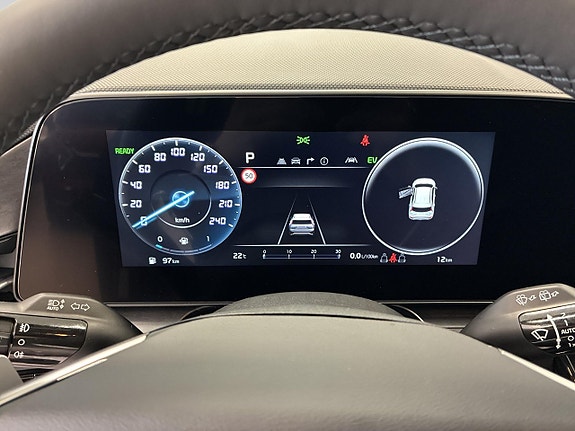 Kia Niro 10 of 26