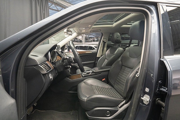 Mercedes-Benz GLS350 d 15 of 26