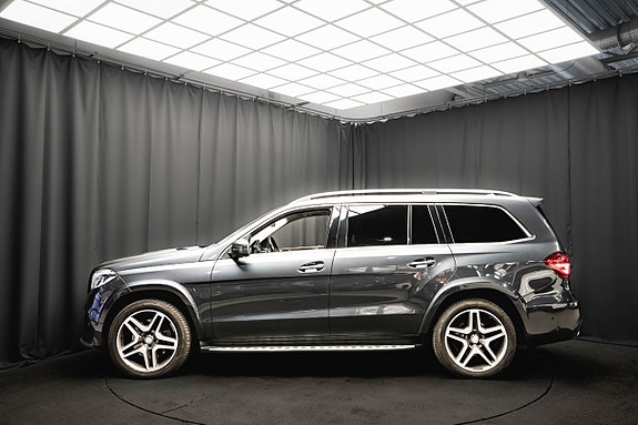 Mercedes-Benz GLS350 d 9 of 26