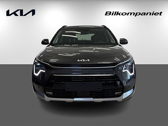 Kia Niro 2 of 5