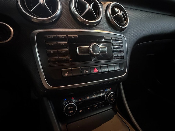 Mercedes-Benz A200 11 of 15
