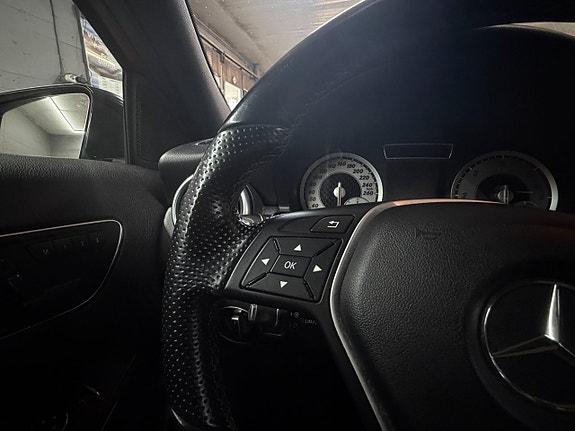 Mercedes-Benz A200 14 of 15