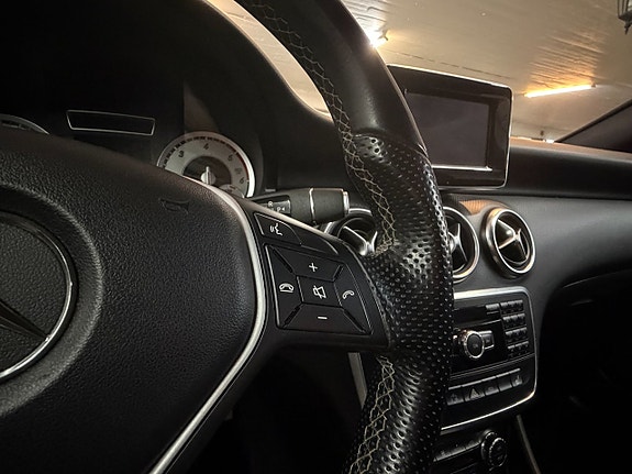 Mercedes-Benz A200 13 of 15