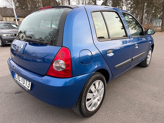 Renault Clio 6 of 16