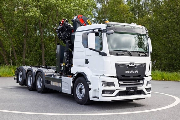 MAN TGS 35.520 8x4-4 TN hytt