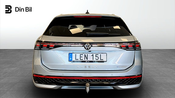 Volkswagen Passat 5 of 5