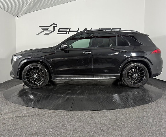 Mercedes-Benz GLE300 d 9 of 26