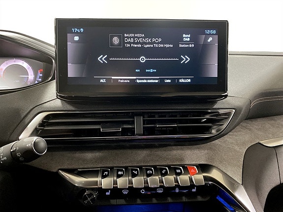 Peugeot 5008 11 of 17