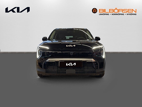 Kia EV3 2 of 16