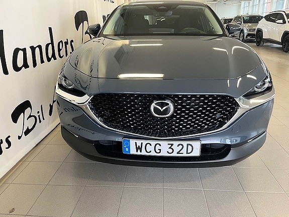 Mazda CX-30 4 of 5