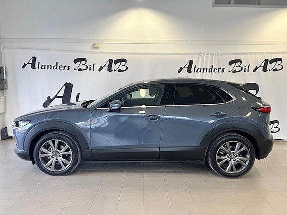 Mazda CX-30 3 of 5