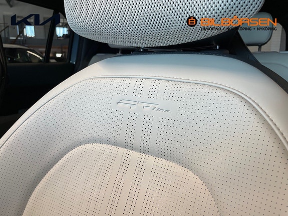Kia EV3 18 of 18