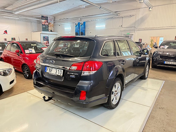 Subaru Outback 6 of 13