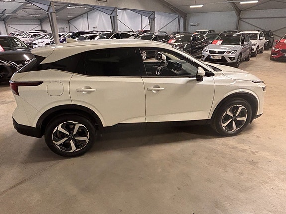 Nissan Qashqai 3 of 5