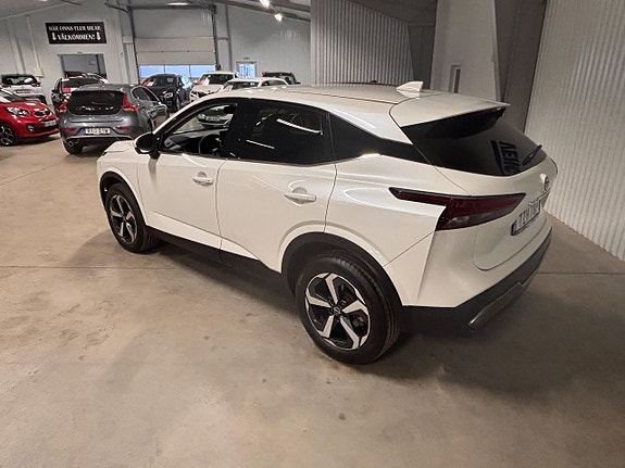 Nissan Qashqai 4 of 5