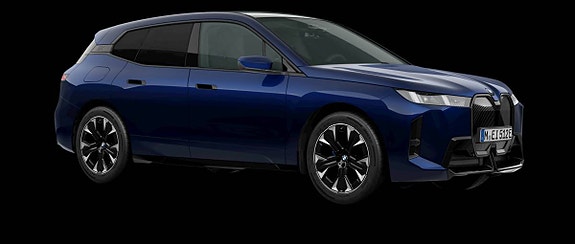 BMW iX 2 of 4