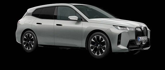 BMW iX 2 of 4