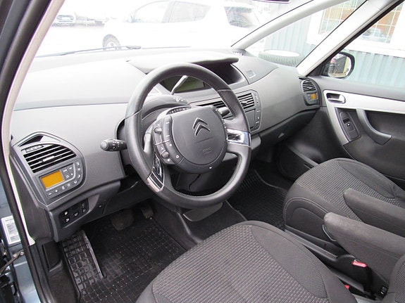 Citroen Grand C4 Picasso 11 of 15