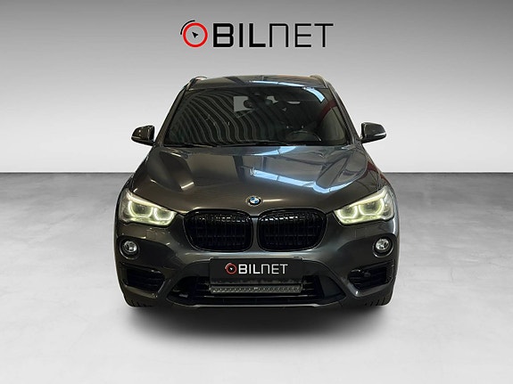 BMW X1 7 of 19