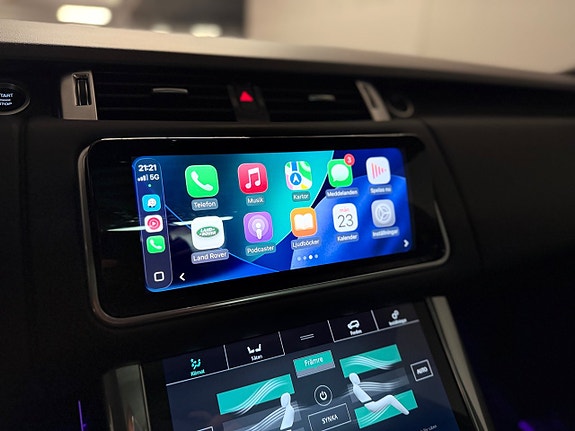 Land Rover Range Rover Sport 16 of 29