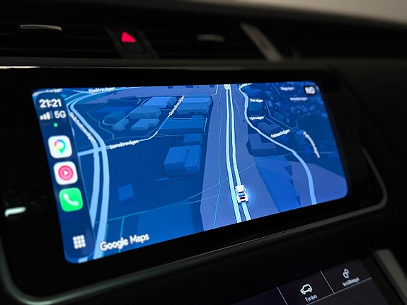 Land Rover Range Rover Sport 15 of 29