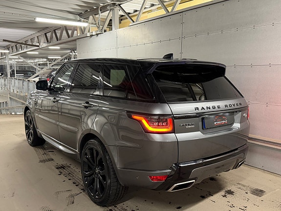 Land Rover Range Rover Sport 5 of 5