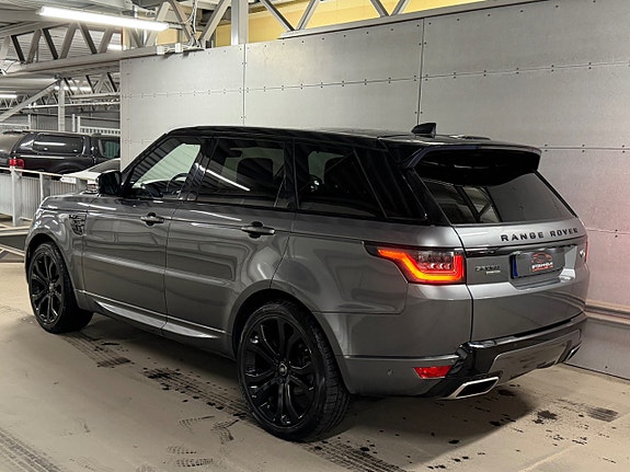 Land Rover Range Rover Sport 7 of 29