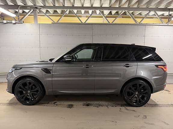 Land Rover Range Rover Sport 4 of 5